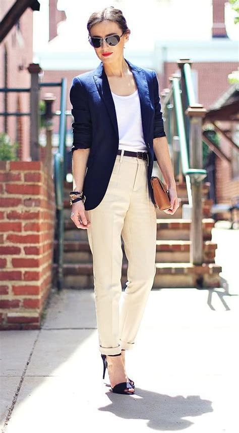 how to wear beige sneakers|trousers on beige shoes.